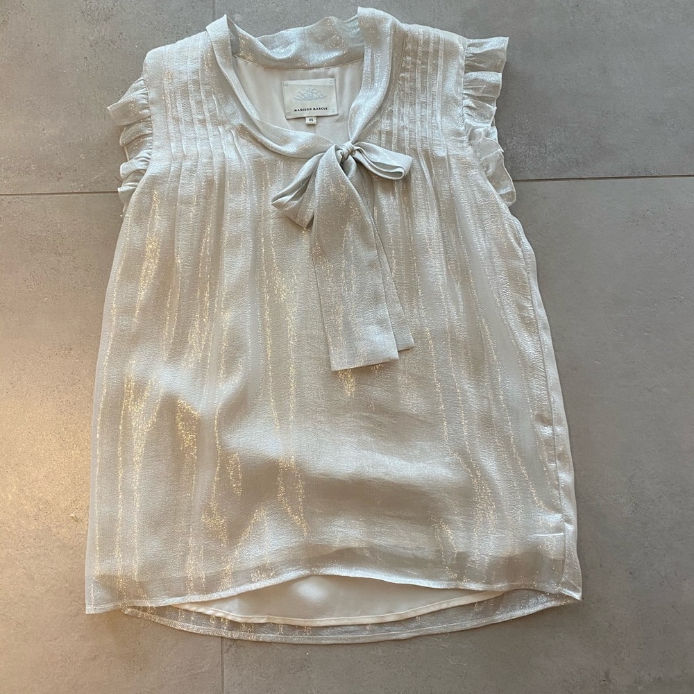 Silver Shimmer Madison Marcia Top XS